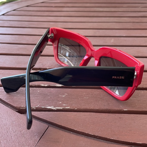 Prada sunglasses retro black and red Steven Miler - Picture 5 of 5